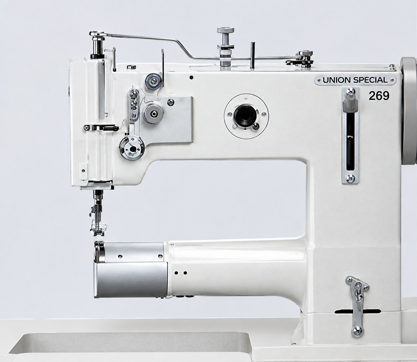 269 Basic Cylinder Arm sewing machine with vertical hook for leather articles, upholstery and technical textiles