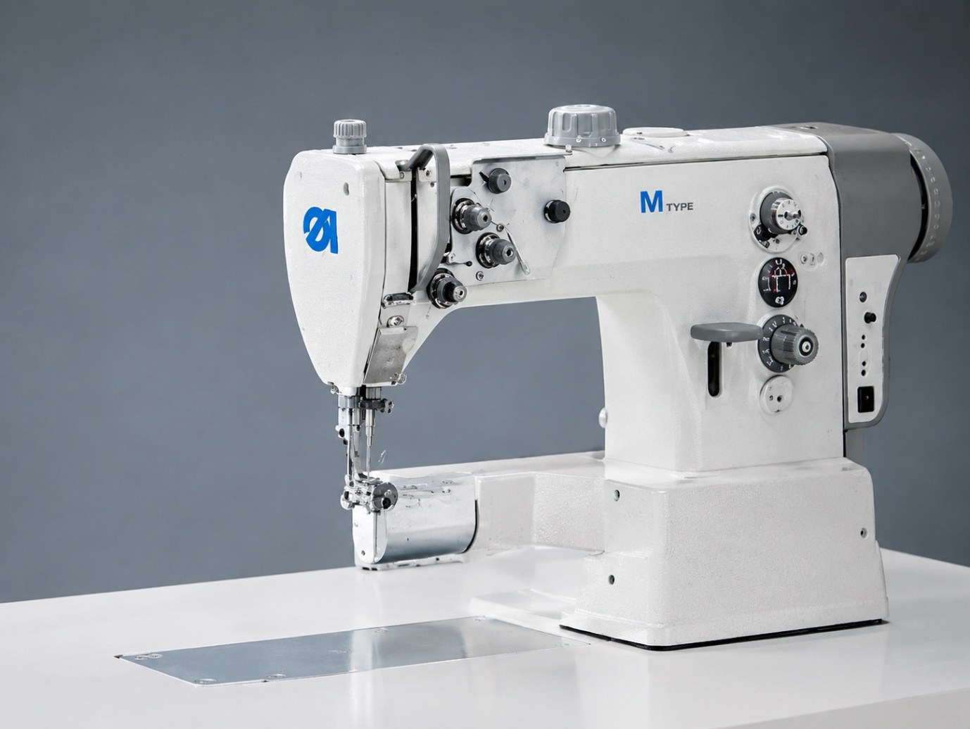 869-M Eco / Classic single needle lockstitch cylinder arm sewing machine with vertical hook